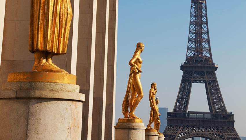 Chaillot palace and Eiffel tower, Paris, Ile-de-france, France